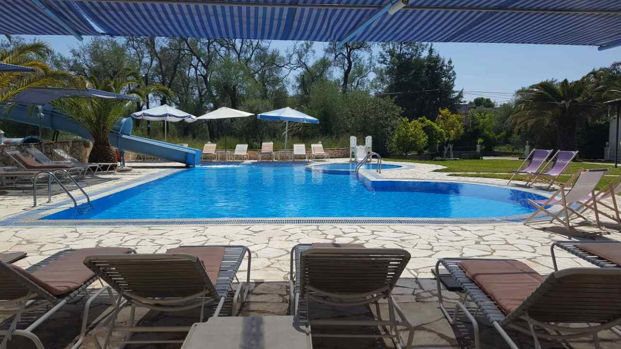 מרטיאס Pension Nychterida מראה חיצוני תמונה